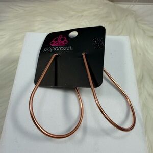 🩷5/$10🩷 Paparazzi Rose Gold Teardrop Hoop Earrings
